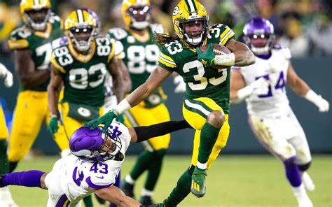 Vikings vs. Packers live updates: Sunday Night Football NFC .